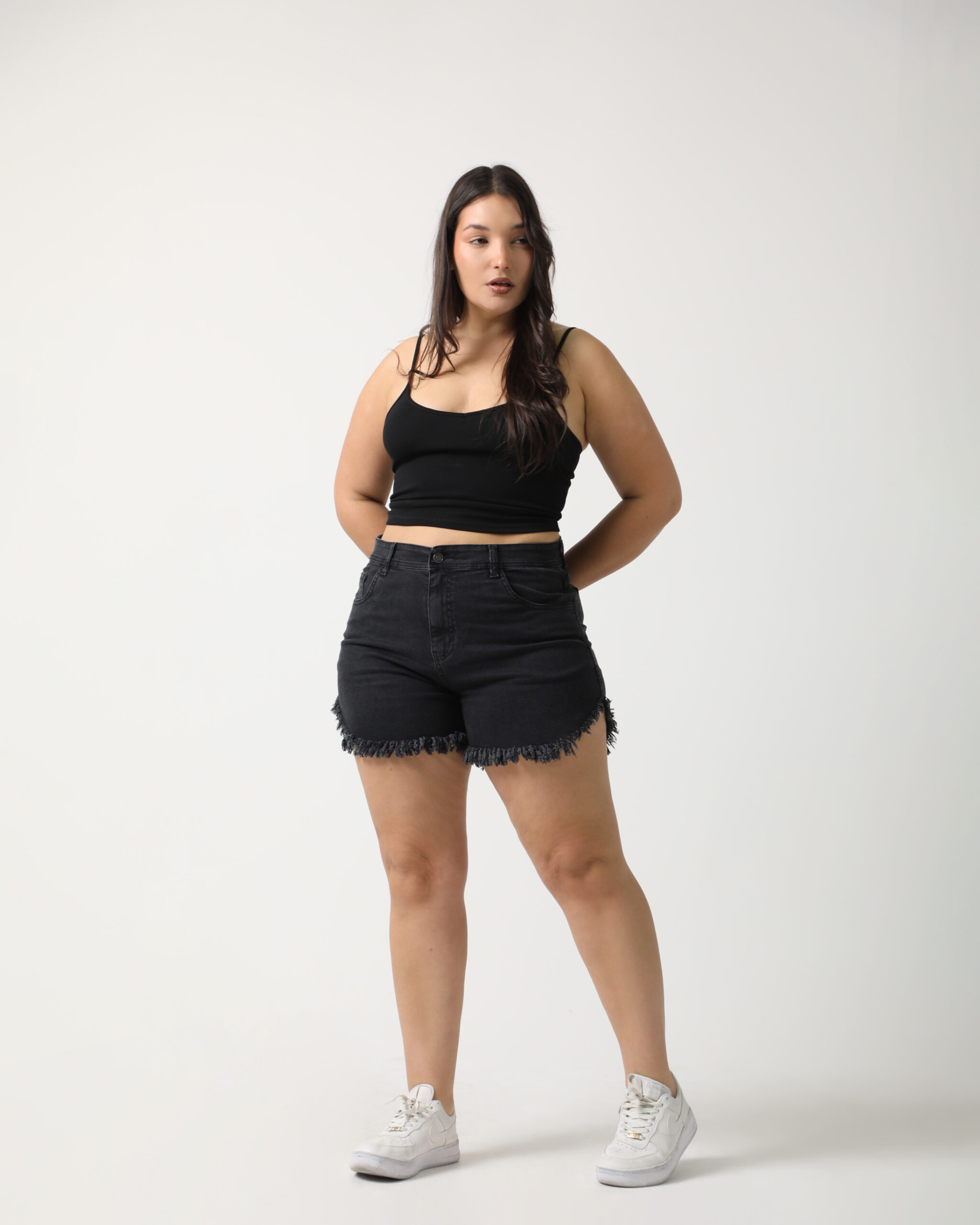 Short Darla Sonne