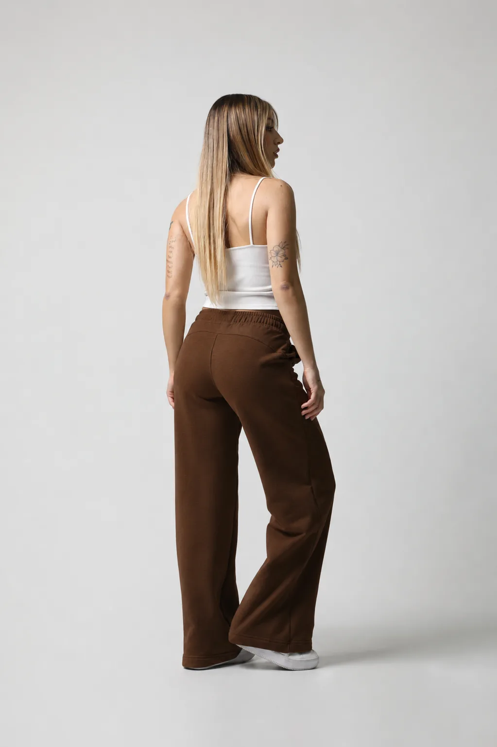 Alternative view of Straight Leg Valorie Sonne (Chocolate)