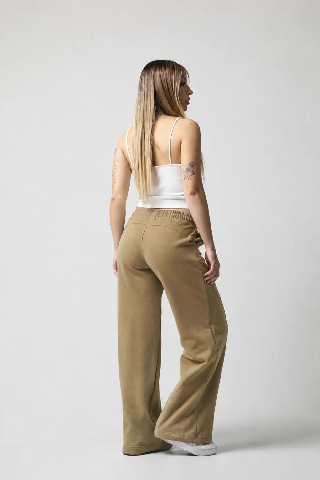 Alternative view of Straight Leg Valorie Sonne (Camel)