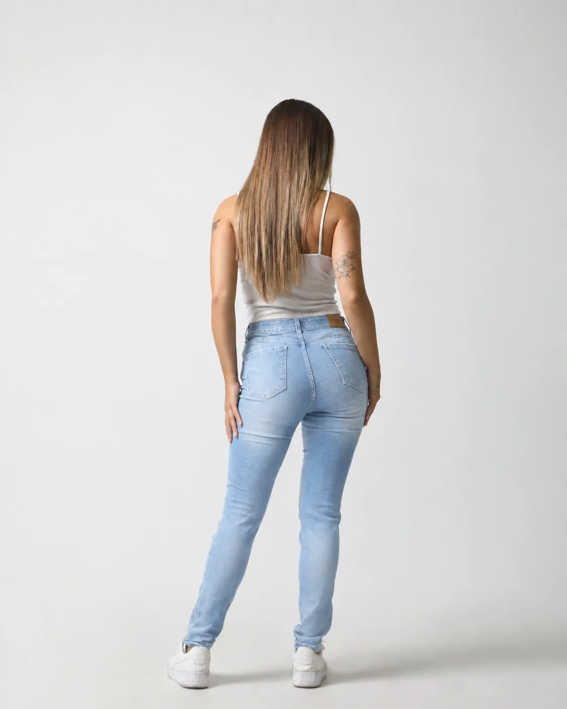 Skinny Esme Sonne - Imagen 2